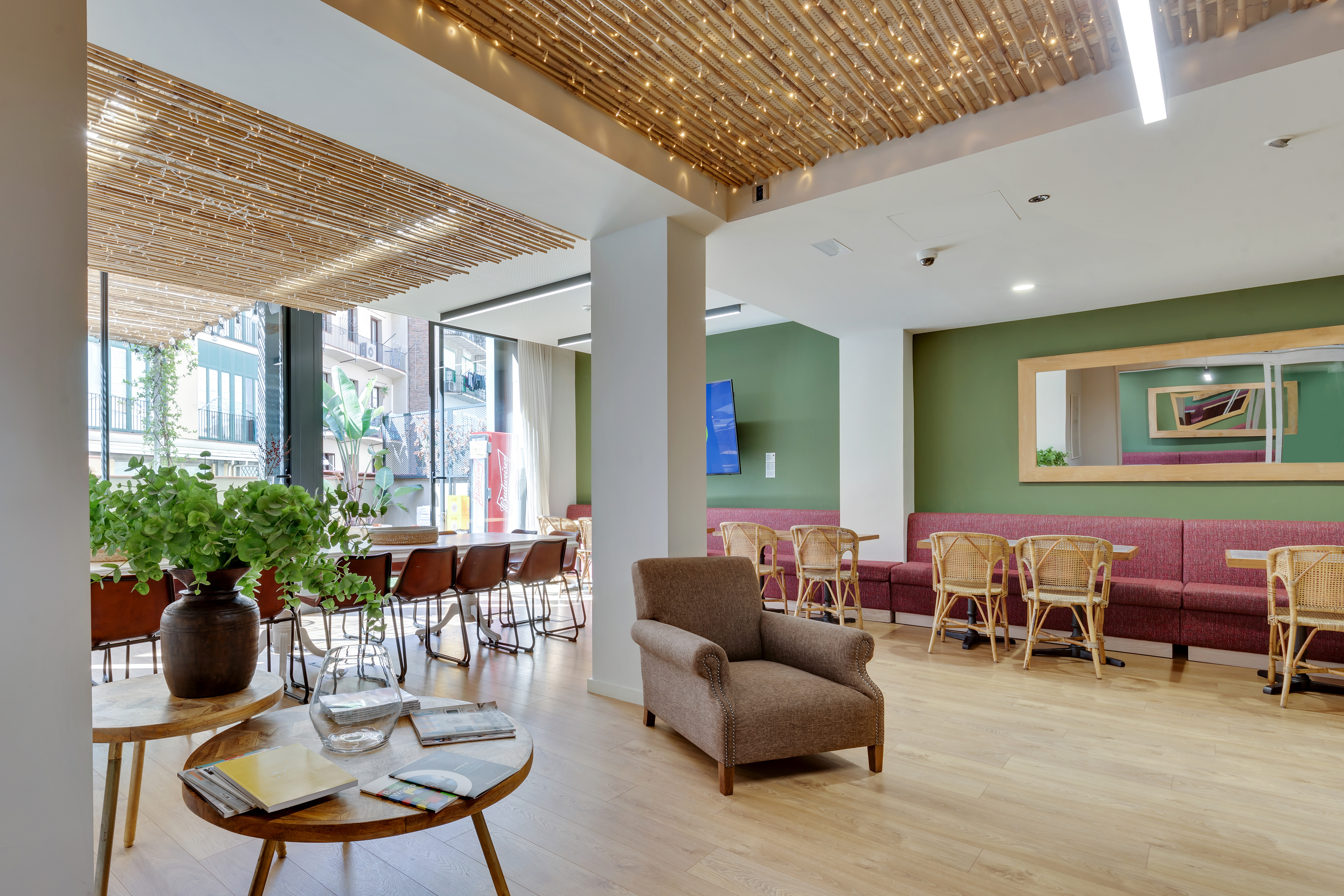 Oficina - Alquiler de espacios flexibles y coworking en Eixample, Barcelona Oficina - Alquiler de espacios flexibles y coworking en Eixample, Barcelona